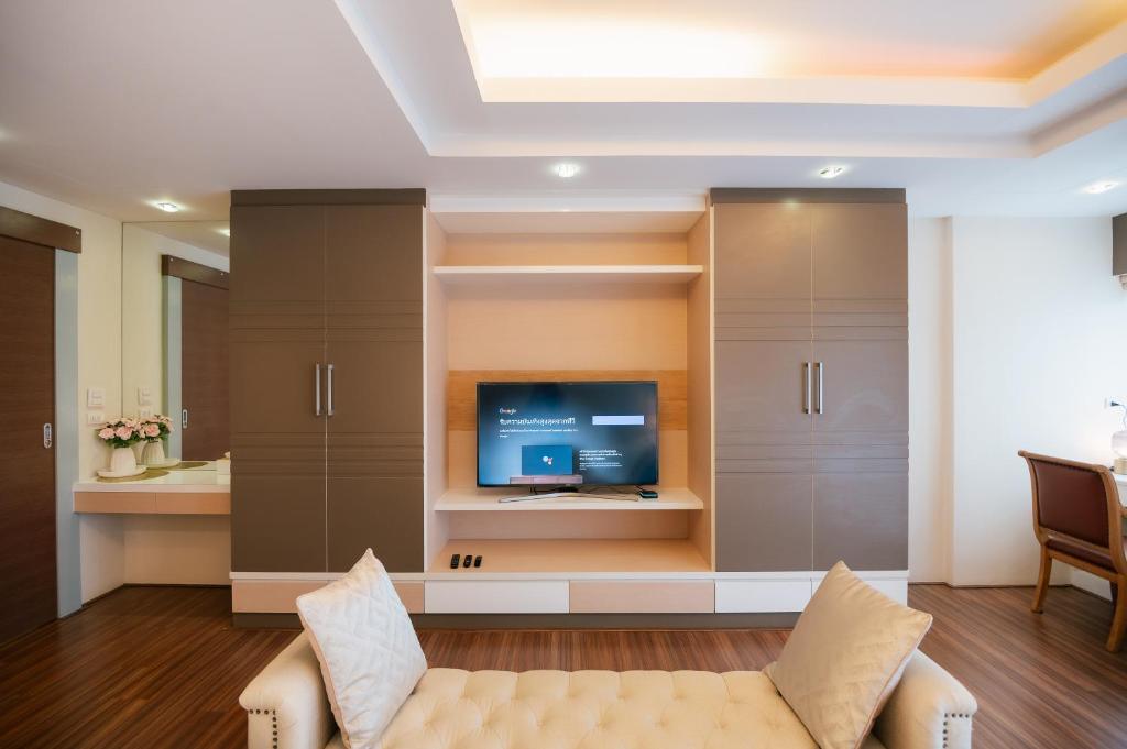 Luxury Private House/Condo Tour