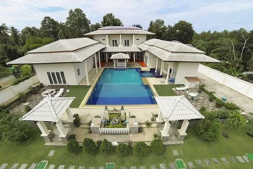 Beautiful Mansion Property For Rent